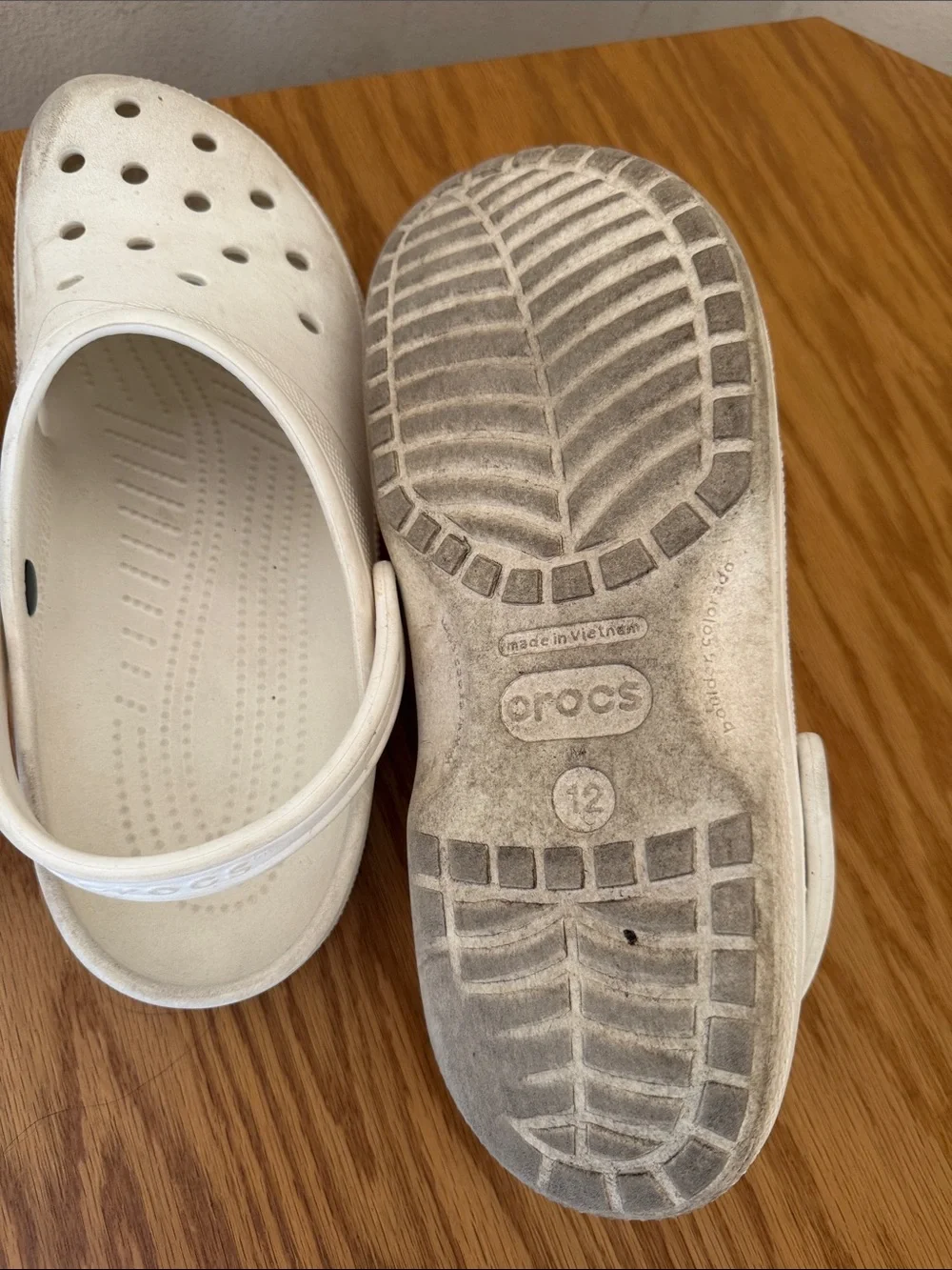 Men’s CROCS White Classic Clog - Size 12